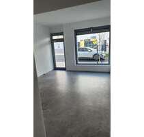 Büro in Hanau 700,00 € 30 m² - 700,00 EUR Kaltmiete, ca.  30,00 m² in Hanau (PLZ: 63450)