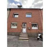Haus zum Mieten in Hürth 1.800,00 € 123.39 m²