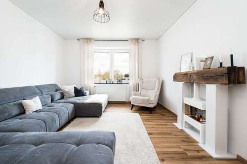 Foto - Haus zum Kaufen in Hüllhorst Tengern 299.000,00 € 214 m²