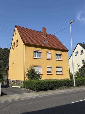 Foto - Haus zum Kaufen in Sankt Goarshausen 255.000,00 € 187 m²