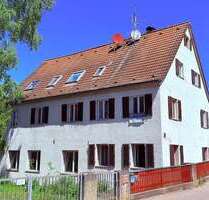 Haus zum Kaufen in Uttenreuth 500.000,00 € 240 m²