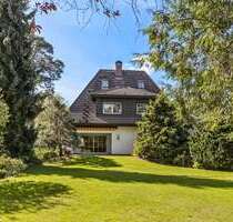 Haus zum Kaufen in Berlin 1.200.000,00 € 303 m²