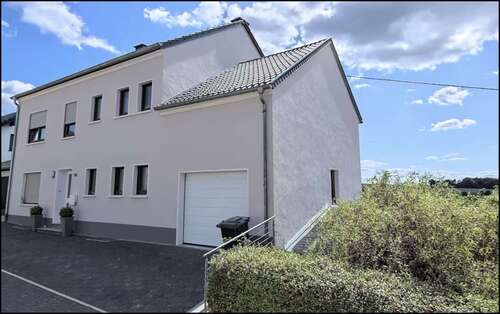 Foto - Haus zum Kaufen in Freudenburg 398.000,00 € 160 m²