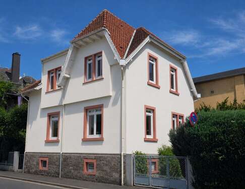 Foto - Haus zum Kaufen in Oberursel 685.000,00 € 137.42 m²