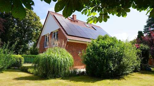 Foto - Haus zum Kaufen in Hoisdorf 798.000,00 € 144 m²