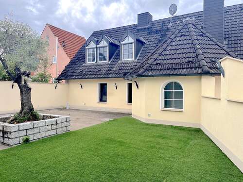 Foto - Wohnung zum Mieten in Hösbach 1.850,00 € 186 m²