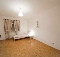 WG-Zimmer in München 975,00 € 17 m²