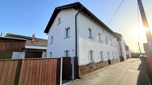 Foto - Haus zum Kaufen in OelsnitzVogtland 95.000,00 € 130 m²