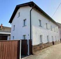 Haus zum Kaufen in OelsnitzVogtland 86.500,00 € 130 m² - Oelsnitz/Vogtland