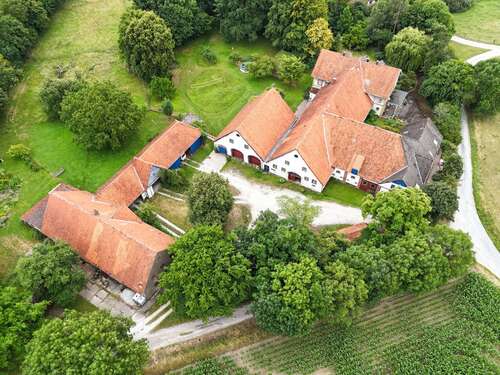 Foto - Haus zum Kaufen in Borgholzhausen 986.000,00 € 860.67 m²