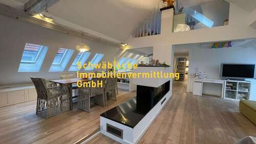 Foto - Haus zum Kaufen in Stuttgart 1.190.000,00 € 425.45 m²