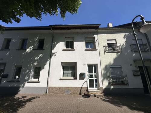 Foto - Haus zum Kaufen in Dillingen 215.000,00 € 126 m²