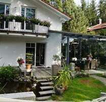 Haus zum Mieten in Baldham 3.860,00 € 168.9 m²