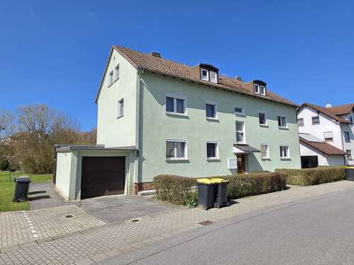 Foto - Haus zum Kaufen in Rödental 387.000,00 € 304 m²