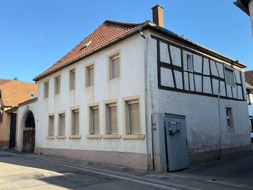 Foto - Haus zum Kaufen in Edenkoben 199.000,00 € 120 m²