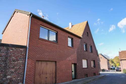 Foto - Haus zum Kaufen in Waldfeucht 146.000,00 € 206 m²