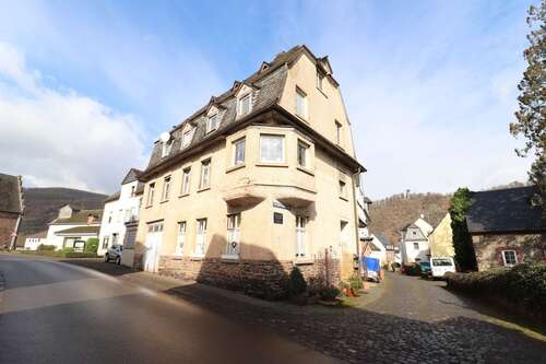 Foto - Haus zum Kaufen in Pünderich 175.000,00 € 180 m²