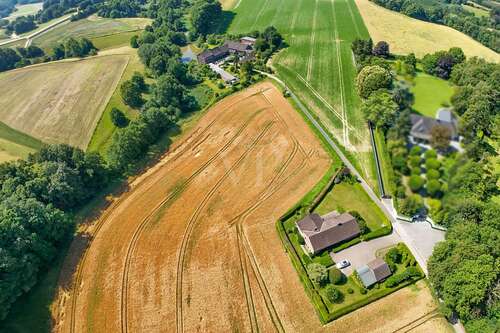 Foto - Grundstück zu verkaufen in Düsseldorf 10.200.000,00 € 370127 m²