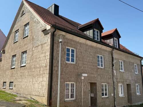 Foto - Haus zum Kaufen in Harburg (Schwaben) 490.000,00 € 235 m²
