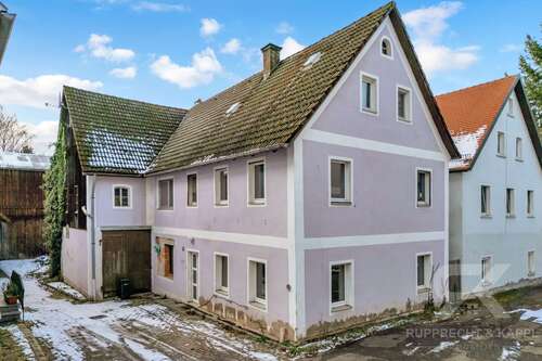 Foto - Haus zum Kaufen in Vohenstrauß 139.000,00 € 130 m²