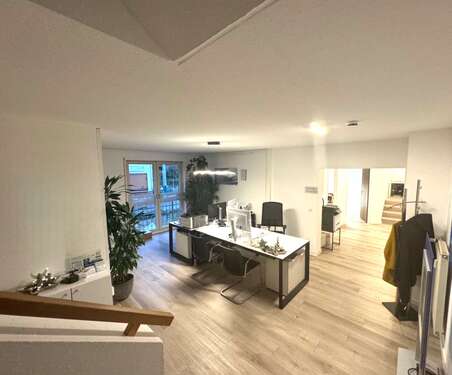 Foto - Büro in Herrenberg 1.702,92 € 134 m²