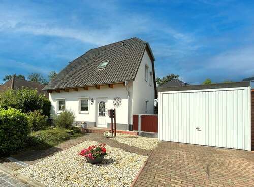 Foto - Haus zum Kaufen in Dessau-Roßlau Kochstedt 269.000,00 € 100.21 m²