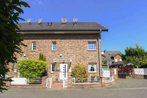 Foto - Haus zum Kaufen in Pulheim 749.000,00 € 145.06 m²
