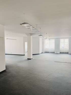 Foto - Büro in Lich 1.999,00 € 269 m² - 1.999,00 EUR Kaltmiete, ca.  269,00 m²