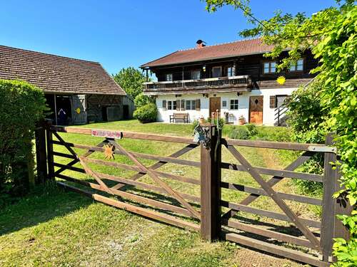 Foto - Haus zum Kaufen in Frontenhausen 995.000,00 € 300 m²