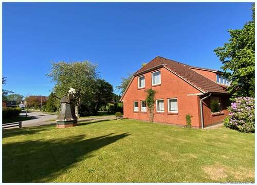 Foto - Haus zum Kaufen in Schwabstedt 260.000,00 € 162.2 m²