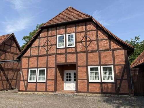 Foto - Haus zum Kaufen in Barsinghausen Groß Munzel 369.000,00 € 242 m²