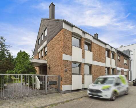 Foto - Haus zum Kaufen in Düren Birkesdorf 949.000,00 € 311 m²