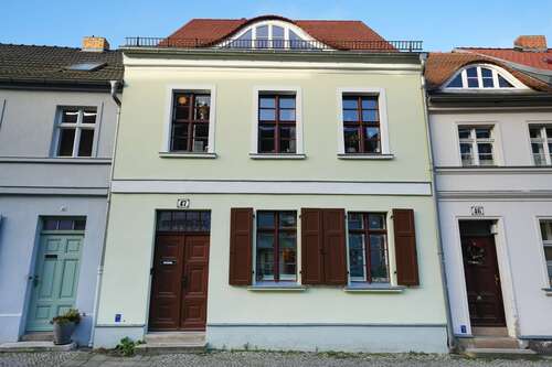 Foto - Haus zum Mieten in Brandenburg an der Havel 1.700,00 € 167 m²