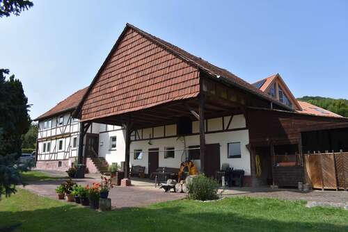 Foto - Haus zum Kaufen in Waake 289.000,00 € 193 m²