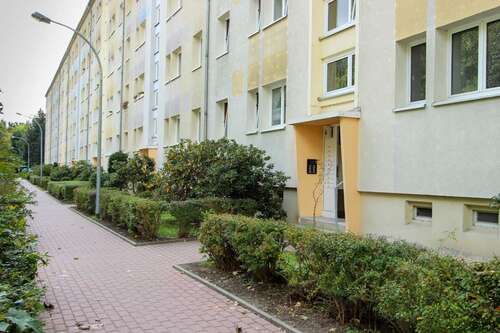 Foto - Wohnung zum Mieten in Hermsdorf 340,00 € 58 m²