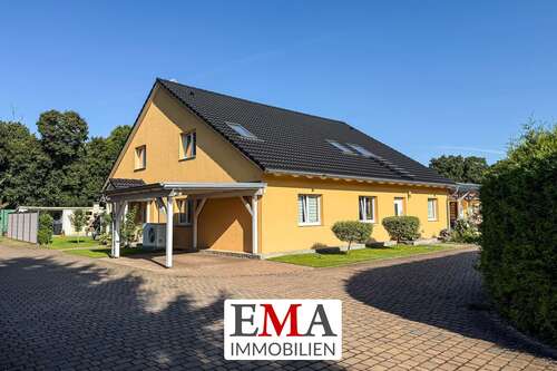 Foto - Haus zum Kaufen in Brieselang 948.700,00 € 274 m²