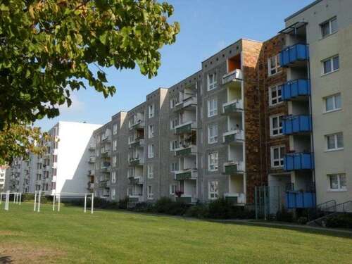 Foto - Wohnung zum Mieten in Stralsund 393,90 € 65.65 m²