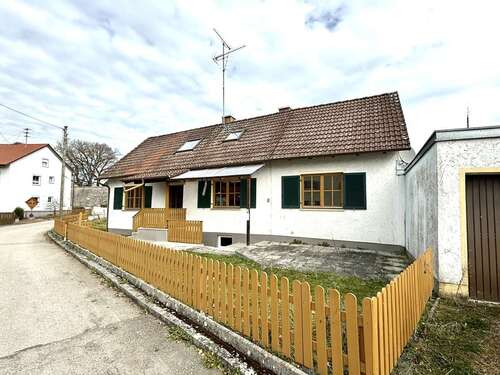 Foto - Haus zum Kaufen in Mittelstetten 320.000,00 € 117.07 m²