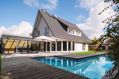 Foto - Haus zum Kaufen in Rostock 1.349.000,00 € 239 m²