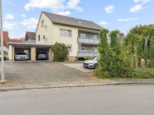 Foto - Haus zum Kaufen in Bad Driburg 349.000,00 € 275 m²