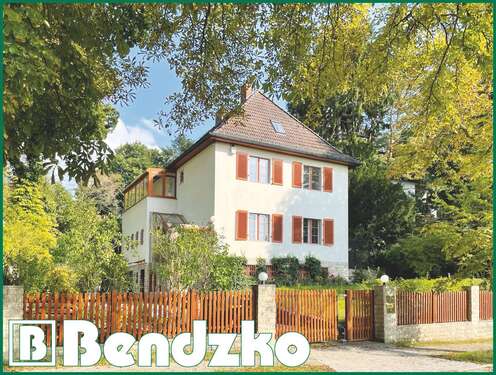 Foto - Haus zum Kaufen in Berlin 2.580.000,00 € 240 m²