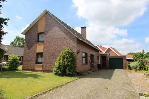 Foto - Haus zum Kaufen in Weener 181.000,00 € 126 m²