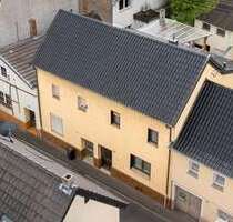 Haus zum Kaufen in Bornheim Roisdorf 249.000,00 € 83.7 m² - Bornheim / Roisdorf