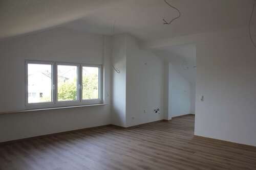 Foto - Wohnung zum Mieten in Salach 1.499,00 € 134 m²