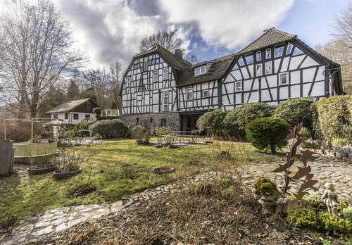 Foto - Wohnung zum Mieten in Wiesbaden 2.900,00 € 90 m²