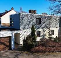 Haus zum Mieten in Viernheim 1.950,00 € 198 m²