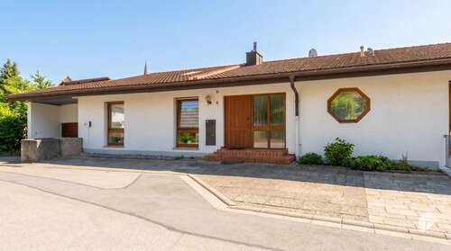 Foto - Haus zum Kaufen in Haundorf Gräfensteinberg 930.000,00 € 384.96 m²