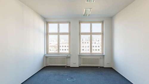 Foto - Büro in Berlin 7.101,81 € 489.78 m²
