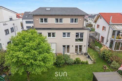 Foto - Haus zum Kaufen in Friedberg (Hessen) 775.000,00 € 344 m²
