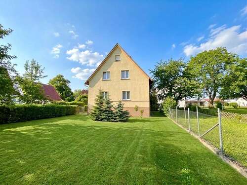 Foto - Haus zum Kaufen in Sachsenheim 350.000,00 € 108 m²